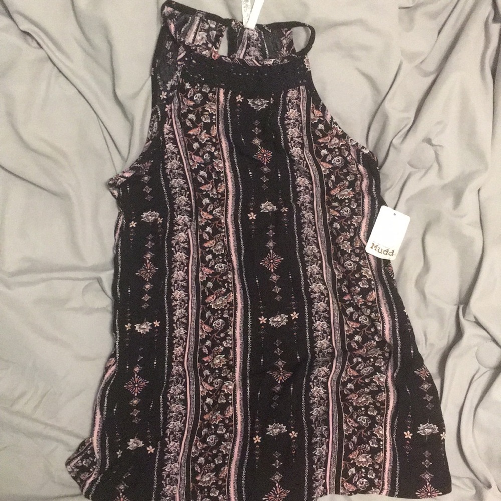 Black and pink tank top with crochet at the top